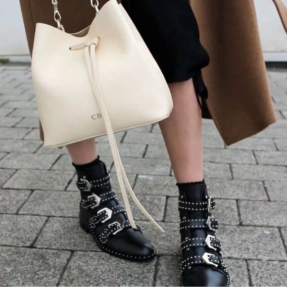 Givenchy Elegant studded ankle boots size 8 excellent condition - Picture 7 of 10